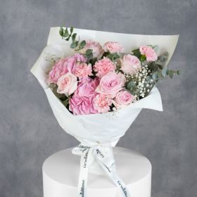 Blooming Pink Bouquet