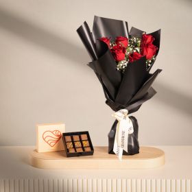Wonder Love Bouquet with 9-Piece Addict Chocolate Box