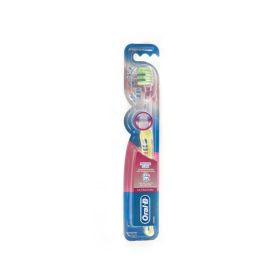Oral B Ultrathin Precision Clean Toothbrush