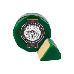 Snowdonia Green Thunder Mature Cheddar with Garlic & Herbs