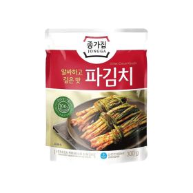 Jongga Green Onion Kimchi