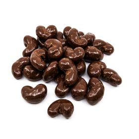 Dragee Cashew Coated With Milk Chocolate