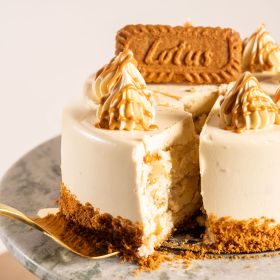 GrandRose Lotus Biscoff Cake 600GM