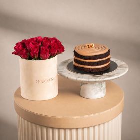Red Clouds with Mini Fudge Cake
