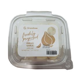 Grandiose Freshly Prepared Peeled Garlic