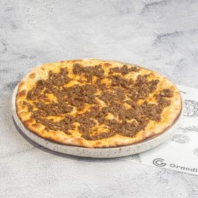 Sujuk Manakish